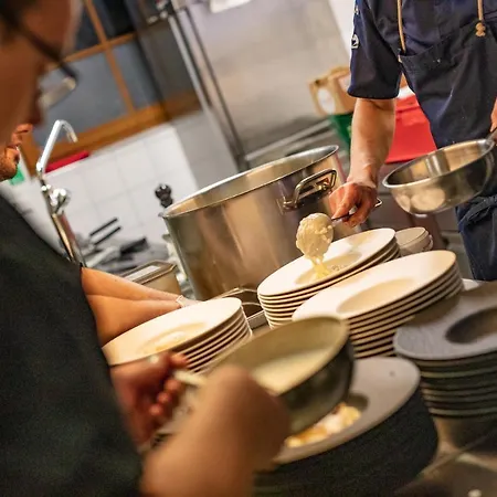 Giggi Tenne Ζόλντεν