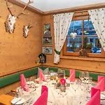 Aparthotel Giggi Tenne